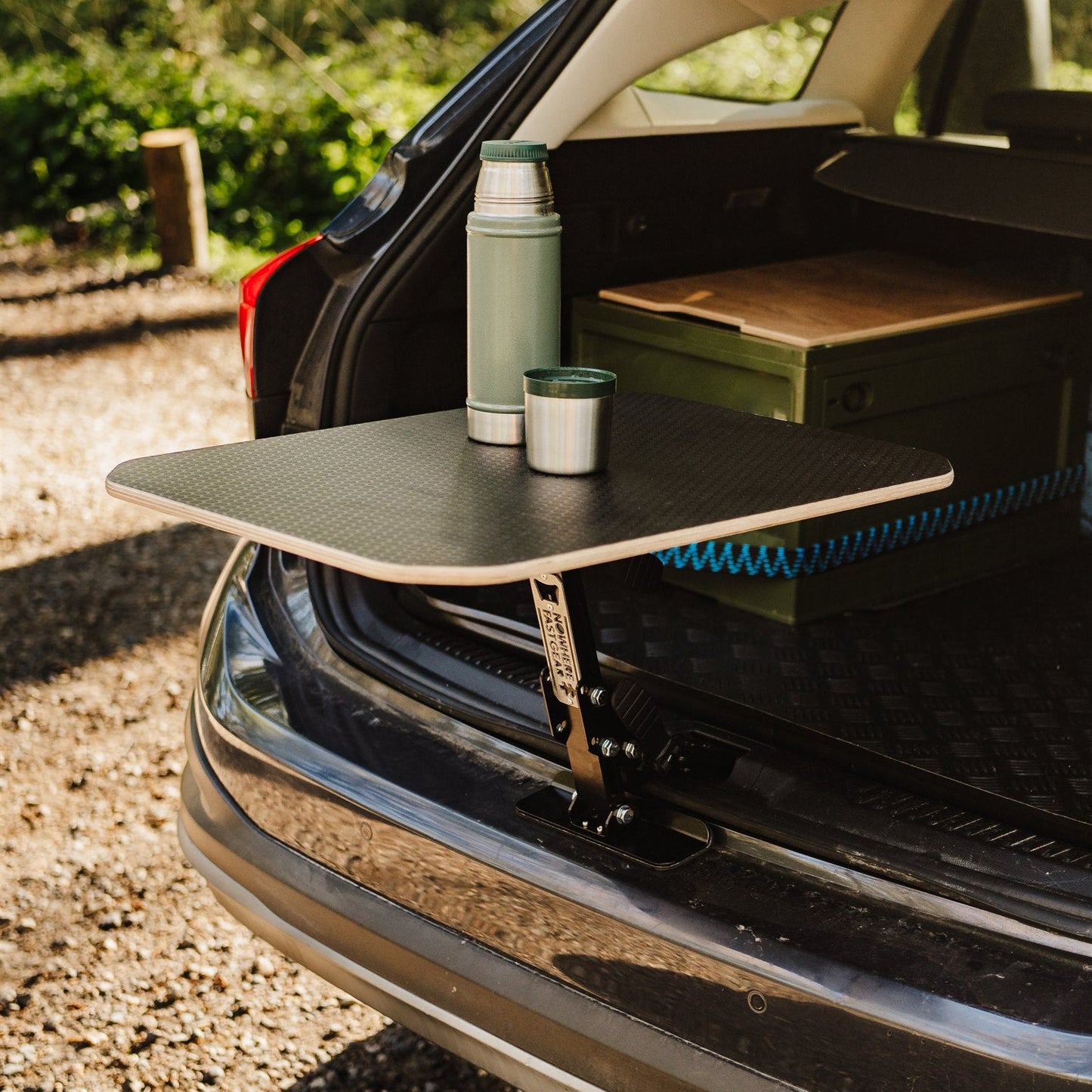 The Car Bar For SUV and Vans